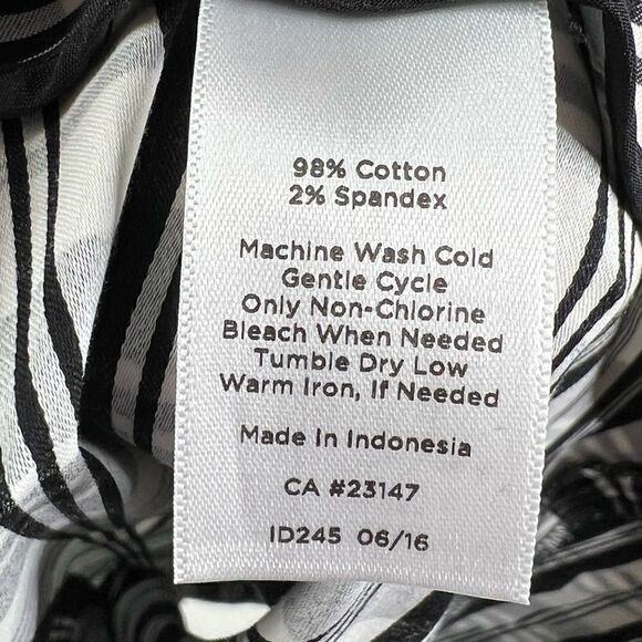 Talbots | NWT High Rise Plaid Petite Pants with Side Zipper - Picture 3 of 5